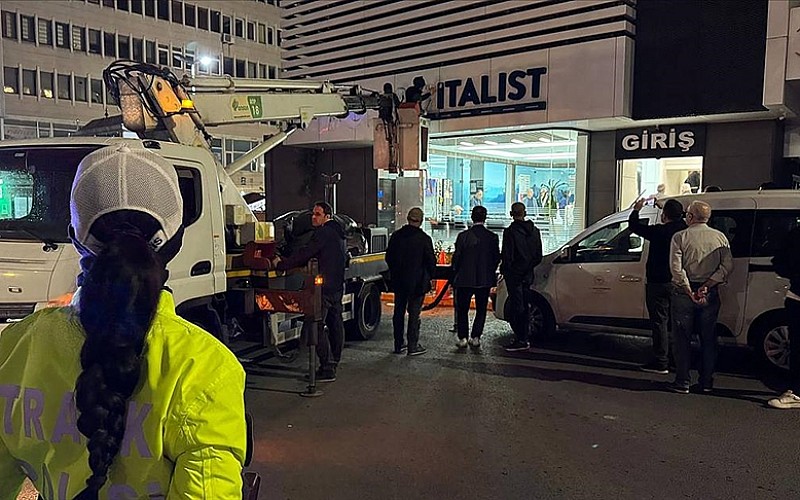 "Yenidoğan çetesi" davasının duruşması yarına ertelendi "Yenidoğan çetesi" davasının duruşması yarına ertelendi