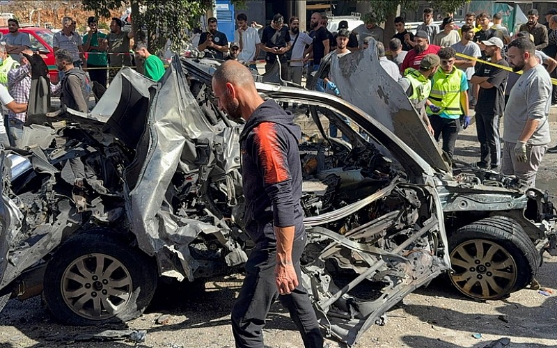 İsrail, Lübnan'ın güneyinde bir araca İHA saldırısı düzenledi İsrail, Lübnan'ın güneyinde bir araca İHA saldırısı düzenledi
