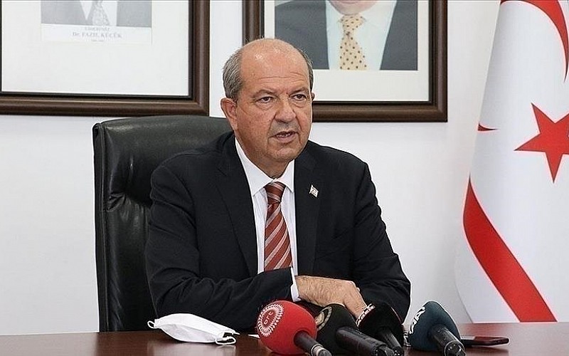 KKTC Cumhurbaşkanı Tatar: "Bizi acımasızca toplu mezarlara koyacaklardı" KKTC Cumhurbaşkanı Tatar: "Bizi acımasızca toplu mezarlara koyacaklardı"