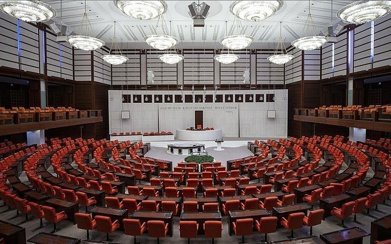 Enerji ve maden alanlarına yönelik düzenlemeler içeren kanun teklifi, Komisyonda Enerji ve maden alanlarına yönelik düzenlemeler içeren kanun teklifi, Komisyonda