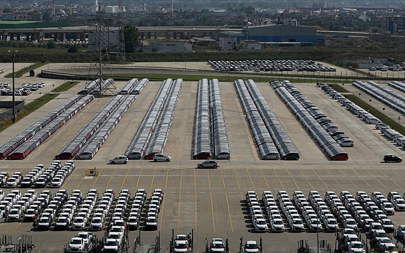 Otomotiv satışları kasımda 1 milyon barajını aştı Otomotiv satışları kasımda 1 milyon barajını aştı