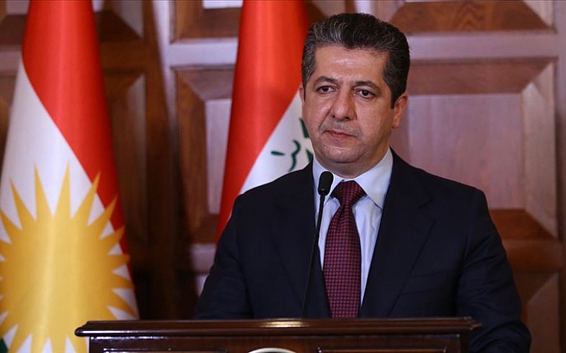 IKBY Başkanı Barzani Irak Meclis seçimleri için oyunu Erbil'de kullandı IKBY Başkanı Barzani Irak Meclis seçimleri için oyunu Erbil'de kullandı