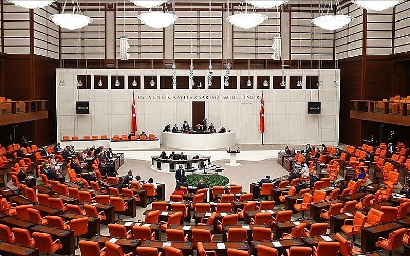 TBMM'de 'etki ajanlığı' yasa teklifi geri çekildi TBMM'de 'etki ajanlığı' yasa teklifi geri çekildi