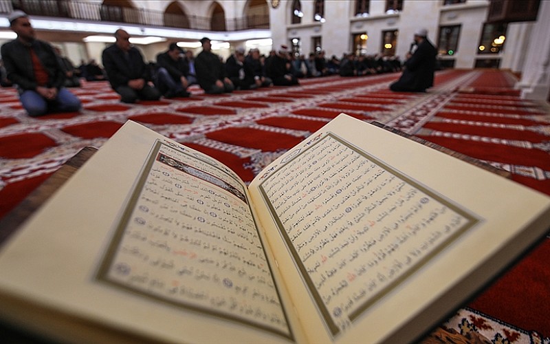 'Dünyada Okullarda Din Eğitimi' programı İstanbul'da yapıldı 'Dünyada Okullarda Din Eğitimi' programı İstanbul'da yapıldı