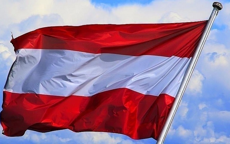 Avusturya, göstericilere şiddet gerekçesiyle İran Büyükelçisini Bakanlığa çağırdı Avusturya, göstericilere şiddet gerekçesiyle İran Büyükelçisini Bakanlığa çağırdı