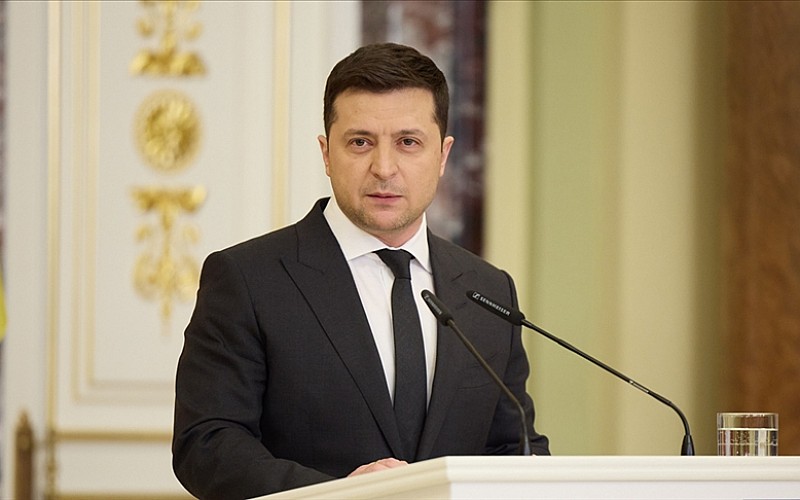 Zelenskiy: Putin ile ikili bir görüşmeye hazır olduğumuzu teyit ettim Zelenskiy: Putin ile ikili bir görüşmeye hazır olduğumuzu teyit ettim