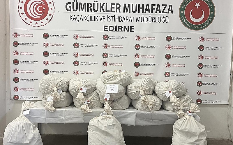 Kapıkule Sınır Kapısı'nda iki tırda 212 kilo 365 gram uyuşturucu ele geçirildi Kapıkule Sınır Kapısı'nda iki tırda 212 kilo 365 gram uyuşturucu ele geçirildi
