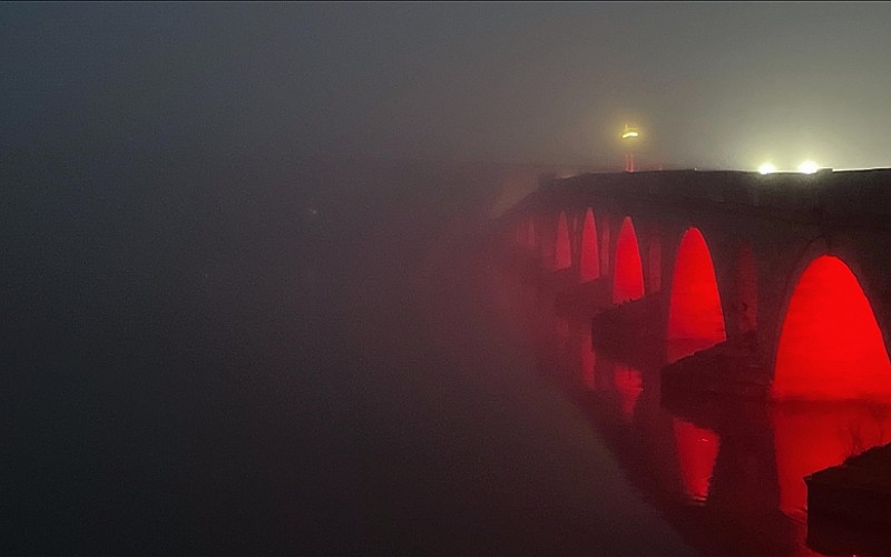 Edirne'de sis etkili oldu Edirne'de sis etkili oldu