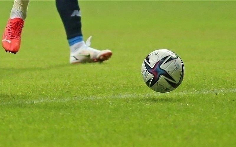 Bayern Münih, Bundesliga'da yeni sezonun açılış maçında Leipzig'i 6-0 mağlup etti Bayern Münih, Bundesliga'da yeni sezonun açılış maçında Leipzig'i 6-0 mağlup etti