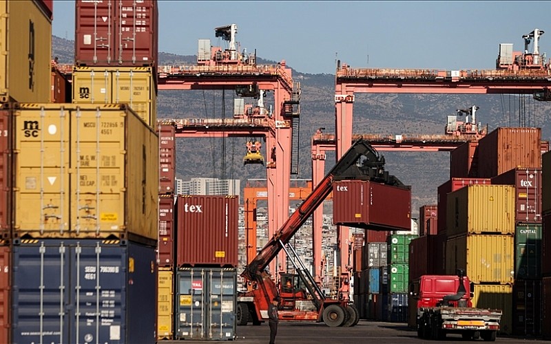 Türkiye ihracat rekoru kırdı! Dış Ticaret Hacmi yüzde 12,1 arttı Türkiye ihracat rekoru kırdı! Dış Ticaret Hacmi yüzde 12,1 arttı