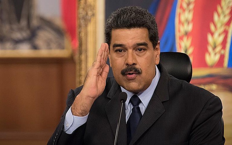 Venezuela Devlet Başkanı Maduro: 'Trump'ın ellerini kana bulamak istiyorlar' Venezuela Devlet Başkanı Maduro: 'Trump'ın ellerini kana bulamak istiyorlar'
