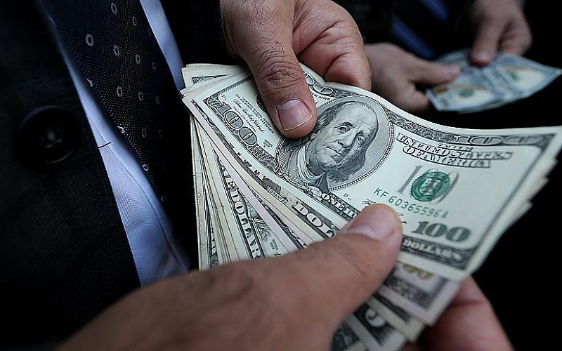Dolar/TL 39,23 seviyesinden işlem görüyor Dolar/TL 39,23 seviyesinden işlem görüyor