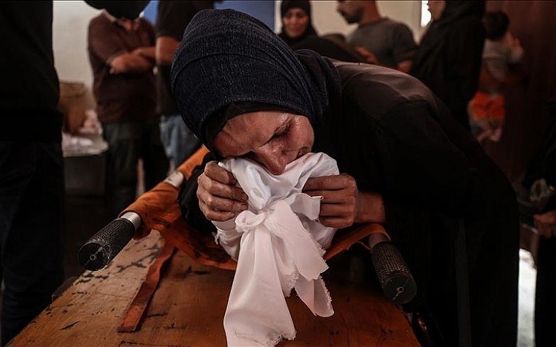 İsrail'in Gazze'ye düzenlediği saldırılarda 7'si aynı aileden 11 Filistinli hayatını kaybetti İsrail'in Gazze'ye düzenlediği saldırılarda 7'si aynı aileden 11 Filistinli hayatını kaybetti