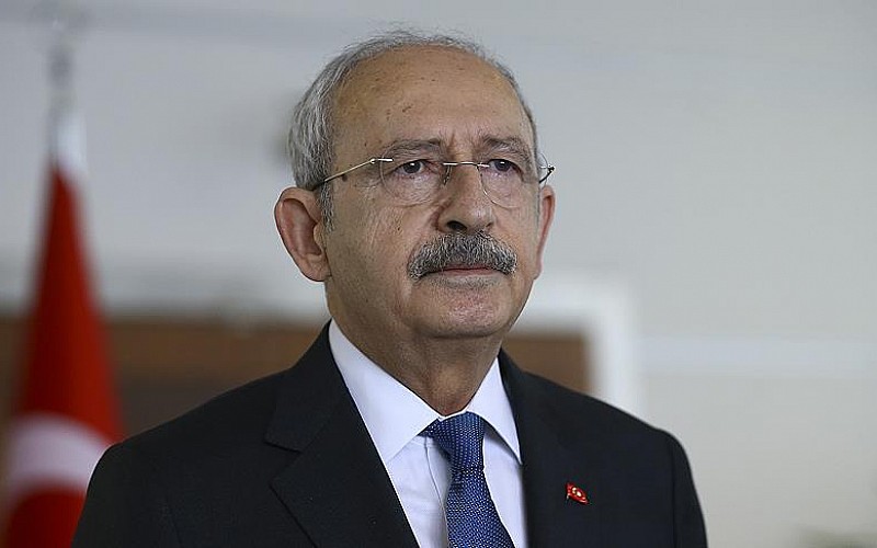 Kemal Kılıçdaroğlu trafik kazası geçirdi Kemal Kılıçdaroğlu trafik kazası geçirdi