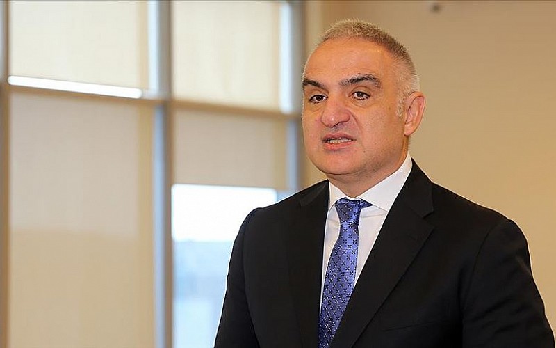 Bakan Ersoy, restore edilen Şehzade Korkut Camii'nde incelemelerde bulundu Bakan Ersoy, restore edilen Şehzade Korkut Camii'nde incelemelerde bulundu