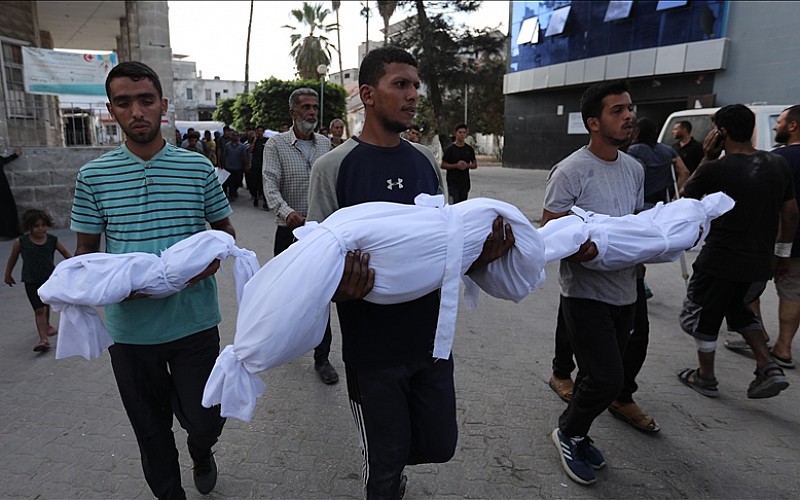 İsrail'in Gazze'ye saldırılarında 33 Filistinli hayatını kaybetti İsrail'in Gazze'ye saldırılarında 33 Filistinli hayatını kaybetti