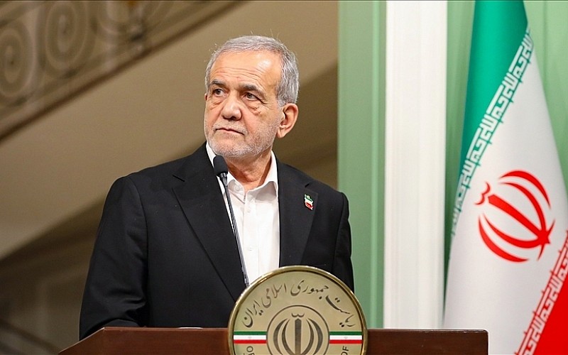 Pezeşkiyan: 'Halka karşı davranış biçimimizi değiştirmemiz gerekiyor' Pezeşkiyan: 'Halka karşı davranış biçimimizi değiştirmemiz gerekiyor'