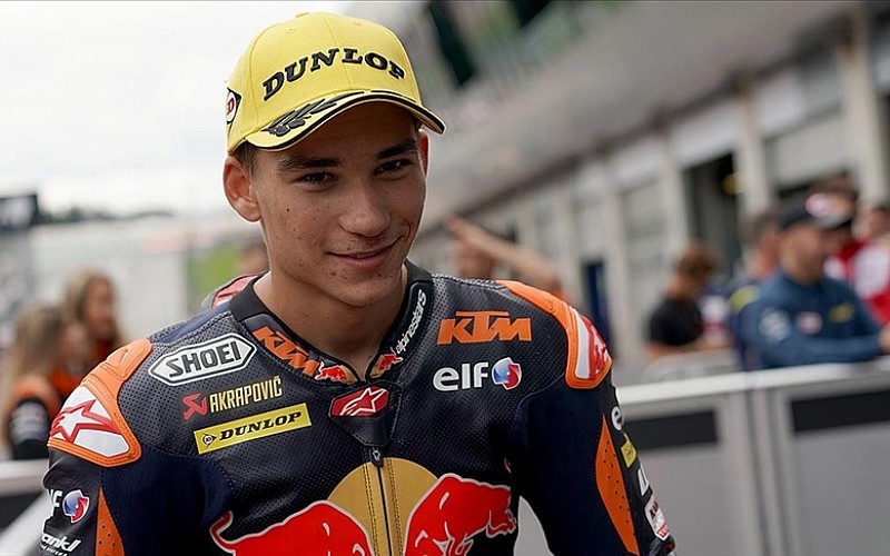 Milli motosikletçi Deniz Öncü, Moto2'de sezonun ilk yarışında 9. oldu Milli motosikletçi Deniz Öncü, Moto2'de sezonun ilk yarışında 9. oldu